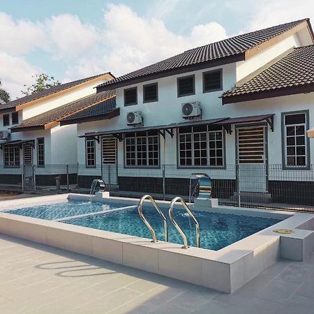 Nazza Homestay Besut With Pool Near Jetty To Perhentian Kampung Raja Exteriör bild