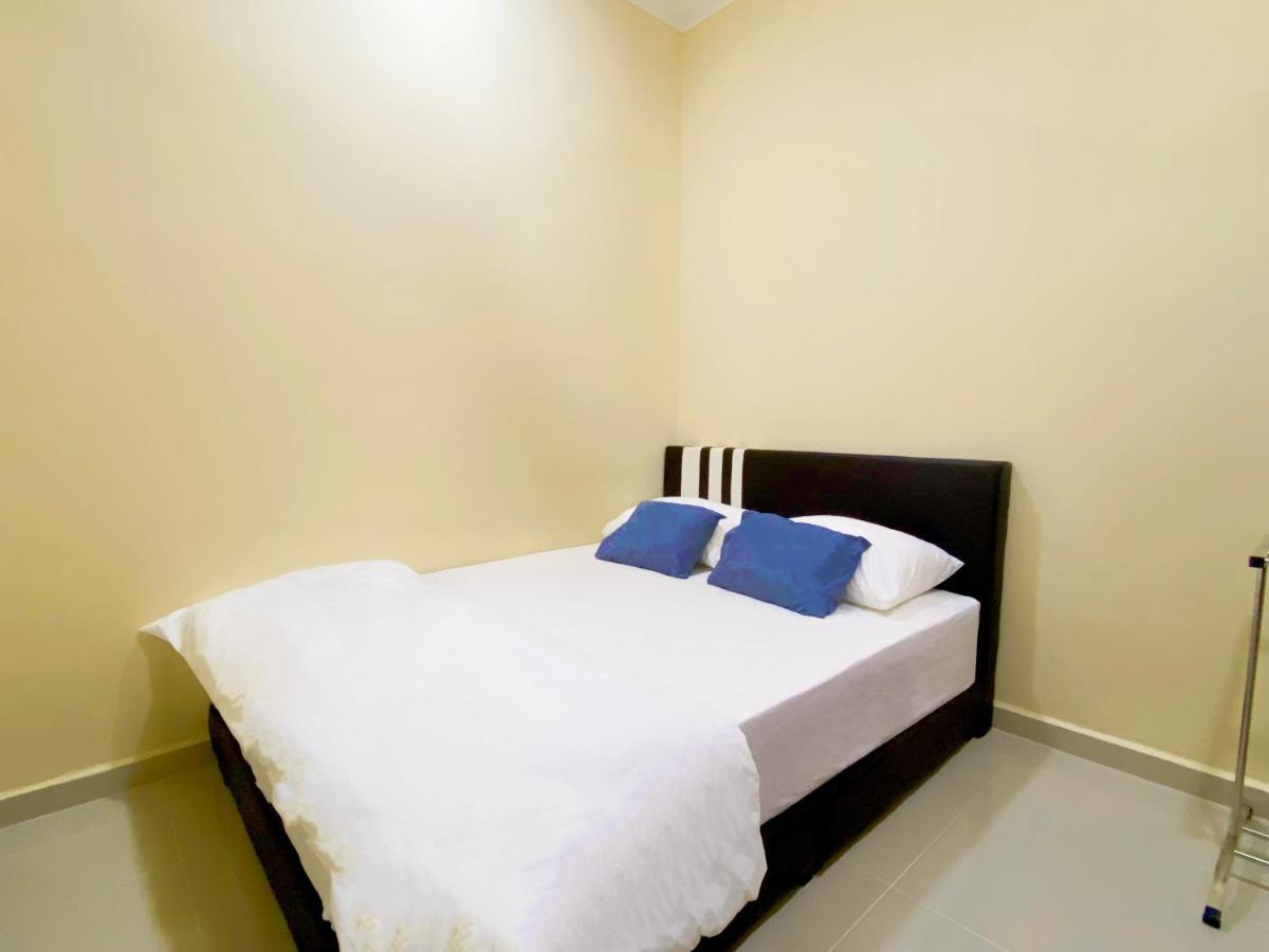Nazza Homestay Besut With Swimming Pool Kampung Raja Exteriör bild